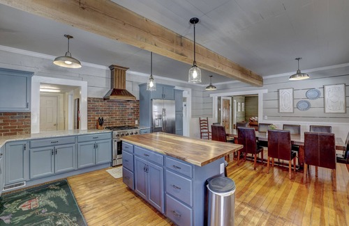 Garden Valley Other | Sleeps 29! 9-bedroom 8-Bath 3-Kitchen, Historic McBride Farm in Garden Valley