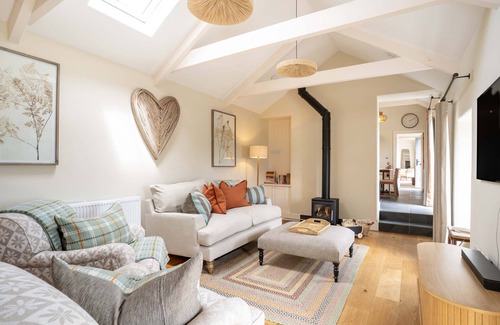 Truro House | Sleeps 4, Dog friendly, Perfect retreat for families