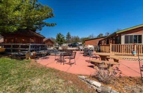 Neillsville Cabin | Sleeps 6, Fully Furnished, On-site Dining & Fun.