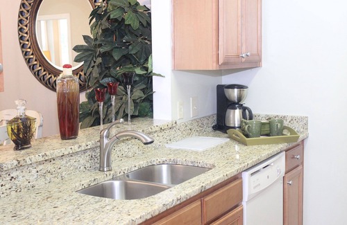 Lackey Condo | Sleeps 6 - Large 2BR Townhome, Indoor/Outdoor Pool, Golf, Close To Theme Parks!