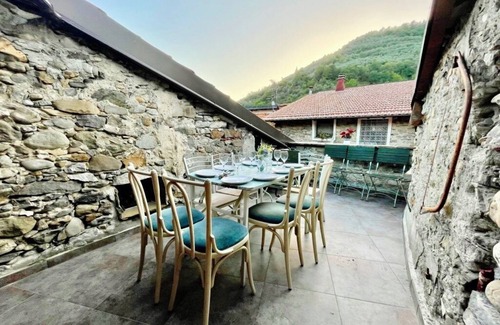 Isolabona House | Sleeps 8 Casa Valentino Isolabona Liguria Italy Free parking WIFI Sun Terrace