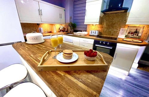 Tanygrisiau House | Sleeps 8 Snowdonia North Wales Nr Zip World