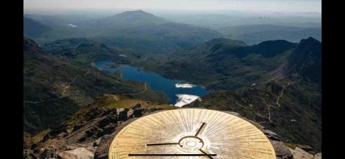 Tanygrisiau House | Sleeps 8 Snowdonia North Wales Nr Zip World