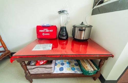 Tagbilaran House | Sleeps up to 8 , additional 6 dollars fee over 8 bungalow house.