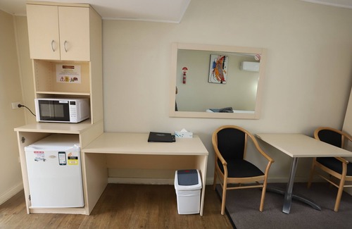 Raymond Terrace Hotel | Sleepy Hill Motor Inn