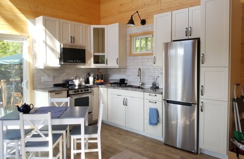 Minden Hills Cottage | Sleepy Pines waterfront cottage