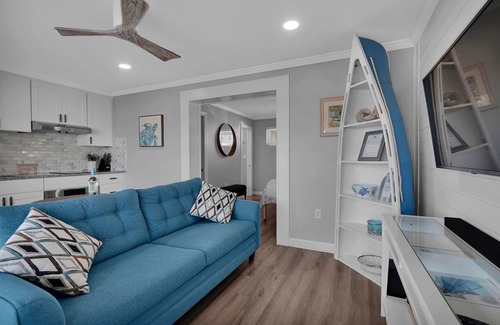Jacksonville Beach Condo | Sleepy Turtle -BEACH FRONT BLISS-Close to Mayo Clinic