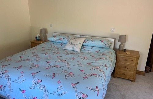Clovelly Bed & Breakfast | Slerra Hill Bed and Breakfast, Clovelly