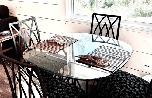 Coombsville Cottage | Slice of Heaven in the Napa Valley