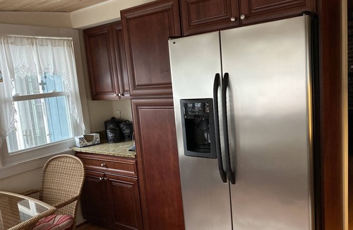 Valois House | Slice of Heaven on Peach Orchard Rd