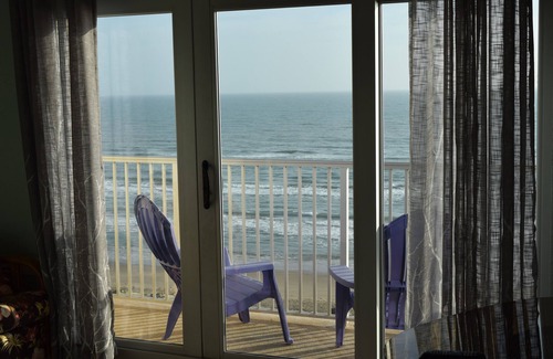 South Padre Island Condo | Slice of Paradise! Beautiful Gulf Views from 9th Floor Renovated Condo