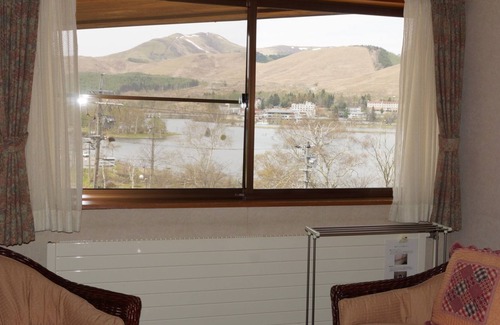 Kamisuwa Onsen House | Slightly spacious semidouble room 2 meals includ / Chino Nagano
