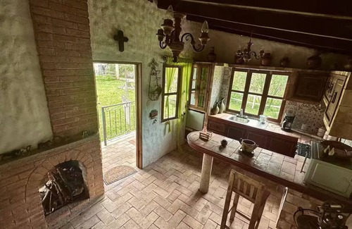 Ixhuatlancillo Cabin | Slim's cabin with stream on the banks of Orizaba