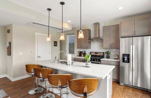 West Colfax House | Slofax Place - Modern 2 Bedroom Townhome in Sloans Lake Denver