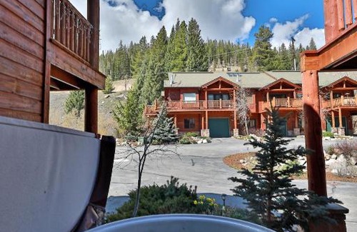 Old Town House | Slopeside 204 Kinney Townhouse