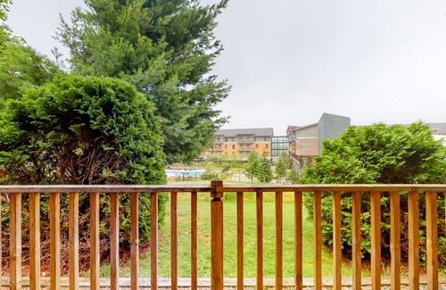 North Troy Apartment | Slopeside 705