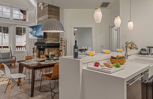 Peak 8 Condo | Slopeside Residence at One Ski Hill Place w/Slope Views | Agate Residence #8513