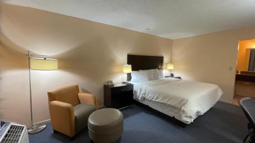 Harrisonville Hotel | Slumber Inn Harrisonville