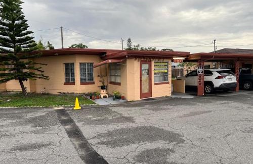 Sanford Hotel | Slumberland Motel