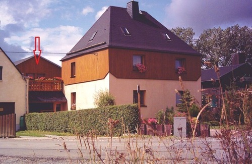 Bermsgrun Apartment | "Small but nice" apartment with balcony room - near Waldbühne for 2 - 4 people