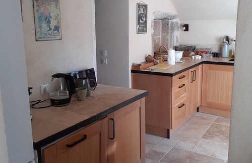 Roche-Saint-Secret House | Small apartment with private indoor pool