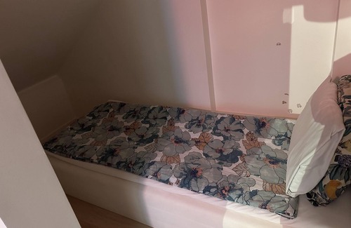 Edsberg Apartment | Small 2 room Apartment in Sollentuna