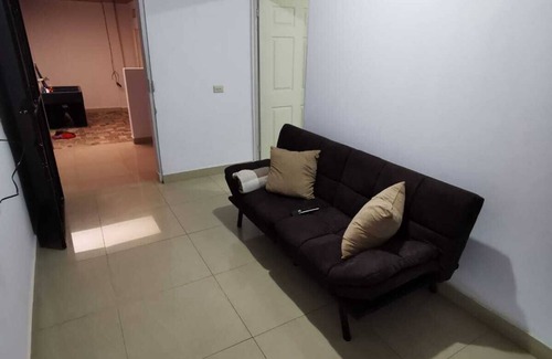Santa Ana House | Small and cozy house near downtown Santa Ana