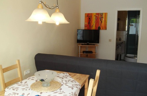 Dinslaken Apartment | small apartment with private parking