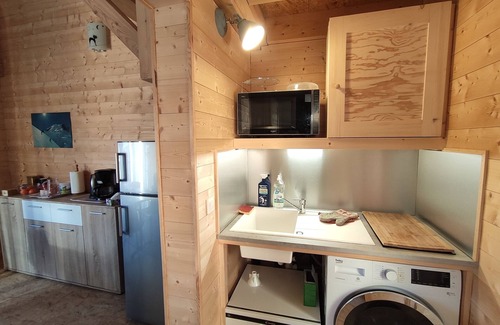Queige Ski Chalet | Small brand new wooden chalet on 2 levels with terrace