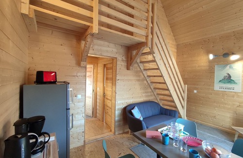 Queige Ski Chalet | Small brand new wooden chalet on 2 levels with terrace