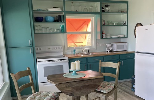 Spanish Wells Cottage | Small cottage, Big Ocean View