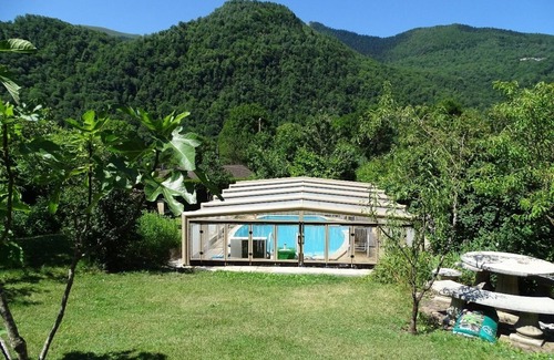 Siguer Apartment | Small cottage with private garden in a peaceful setting surrounded by mountains