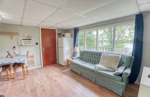 Frontenac Cabin | Small CottagennCharming 2-Bed Cottage: Your Lakeside Oasis for 4!