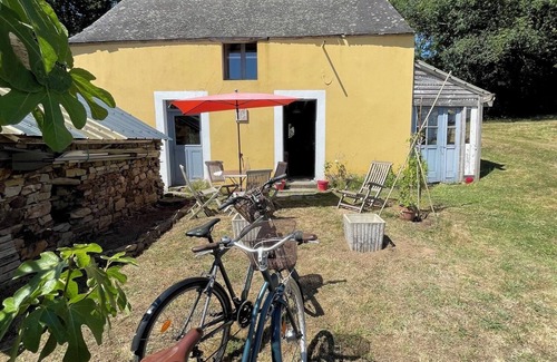Beganne House | Small country house on the banks of the Vilaine River Beautiful view of the marshes
