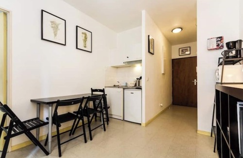Secteur 2 Apartment | Small, cozy apartment