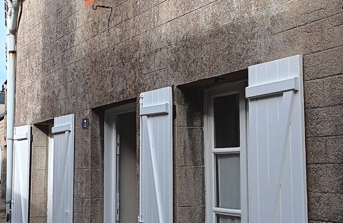 Cotentin Peninsula House | Small fisherman's cottage. just for 2!