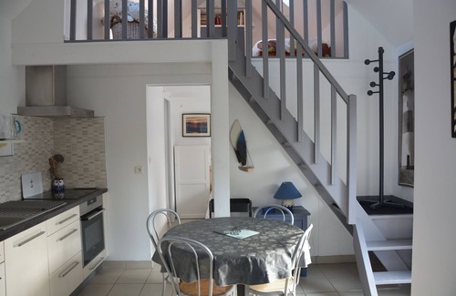 Kerlouet House | Small fisherman's cottage with enclosed garden 800 m from sandy beaches
