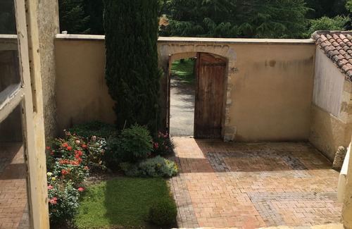 Auch House | Small Gascon castle