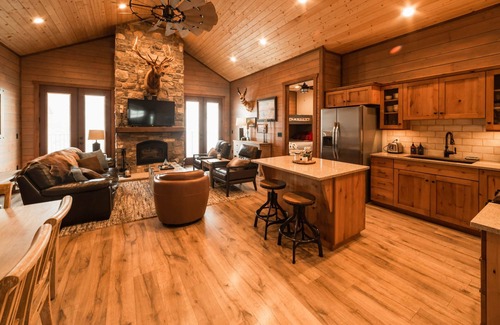 Preston House | Small Group Rental | Cabins 4 - 6 |