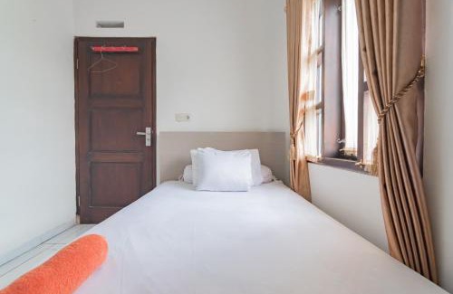 Pasirjambu Hotel | Small Homestay Syariah Sikembar Ciwidey Mitra RedDoorz