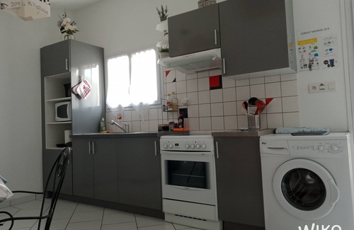 Saint Germain de Marencennes Cottage | Small house 25 minutes from the ocean.