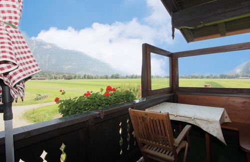Strass im Zillertal House | Small house on an organic farm in Strass i.Z