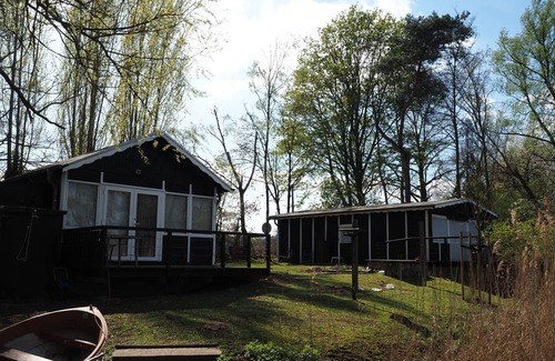 Emmerich Cabin | Small house by the lake