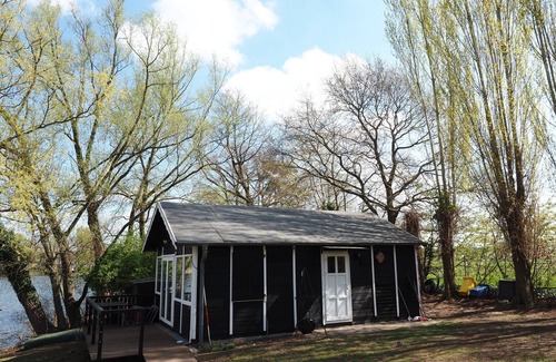 Emmerich Cabin | Small house by the lake