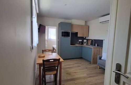 Vertus Apartment | Small house
