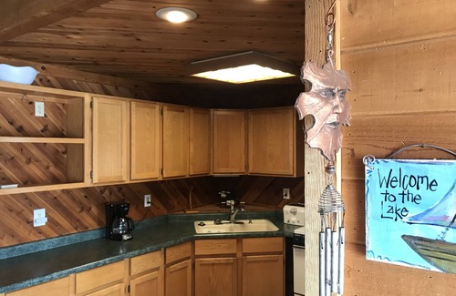 Maplewood House | Small house on Okauchee Lake!