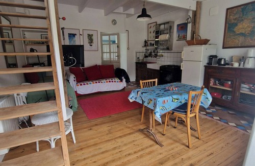 Pontrieux House | Small house on the marina.