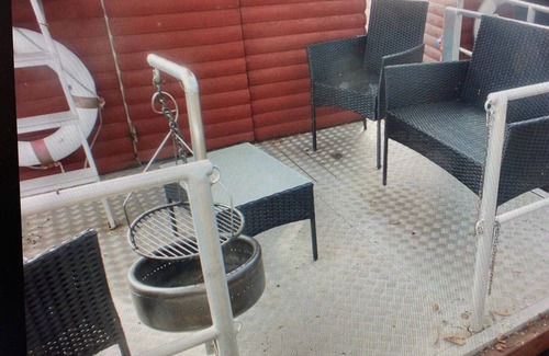 Lychen Boat Rental | Small houseboat ideal for fishing or experiencing nature!