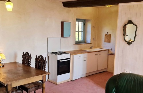 Yvrandes Cottage | Small, quiet country house, 100% nature, no neighbors or noise