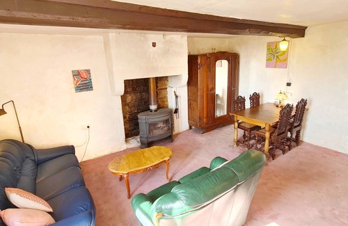Yvrandes Cottage | Small, quiet country house, 100% nature, no neighbors or noise